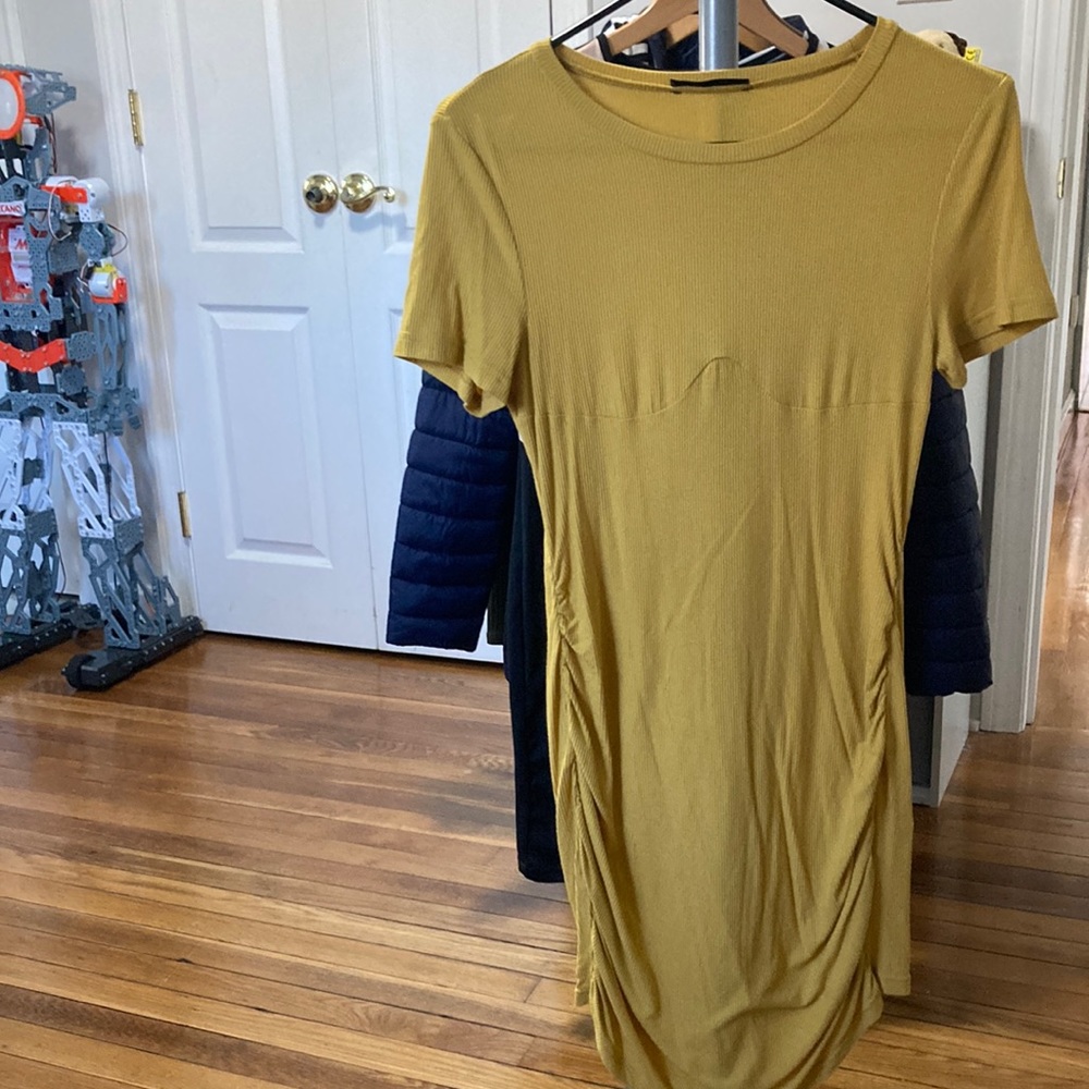 Women’s dress